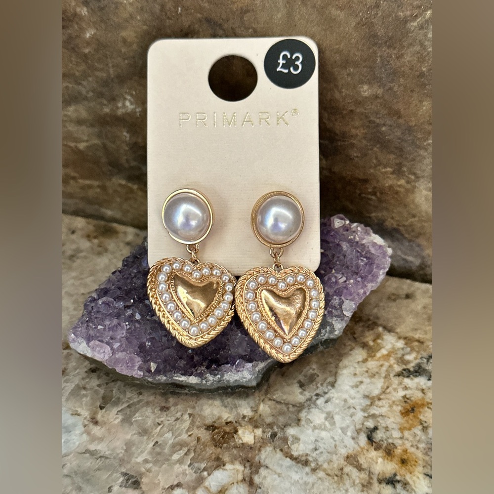 COPY - Chunky Faux Pearl Heart Earrings